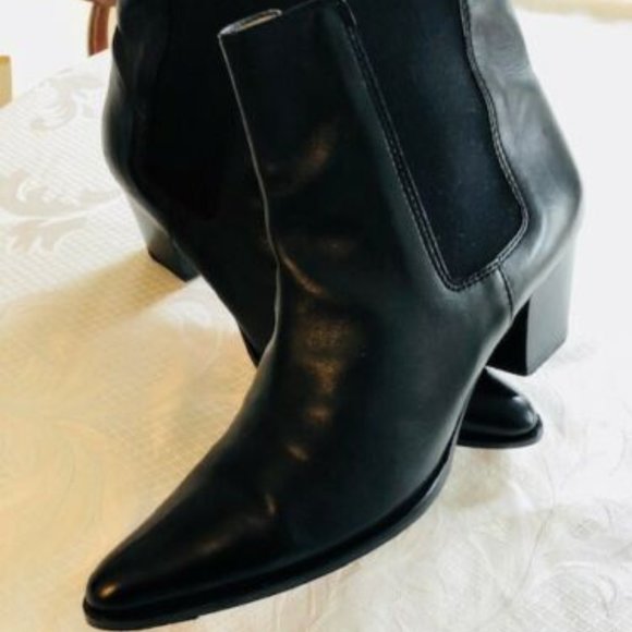 Michael Kors Black Booties Made In Italy Size 9 - Picture 3 of 8